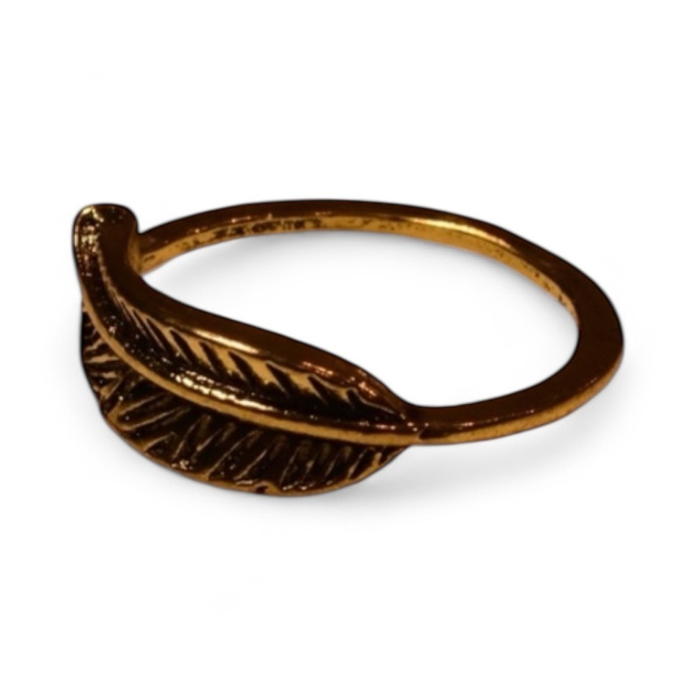 Gold Feather Ring - Picture 5 of 5